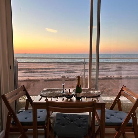 Mettons Les Voiles - Appt Vue Mer Avec Loggia Bernieres-sur-Mer Exterior photo